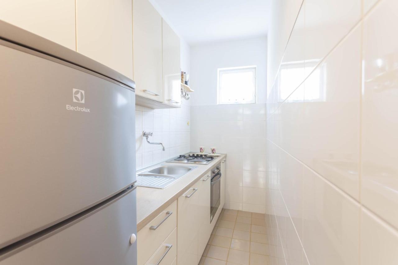 Apartments Maras Макарска Стая снимка
